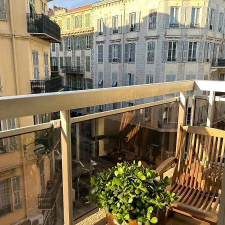 La Belle, Centre 1 Bed, 2 Terrace, Quiet *