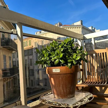 La Belle, Centre 1 Bed, 2 Terrace, Quiet Appartement *