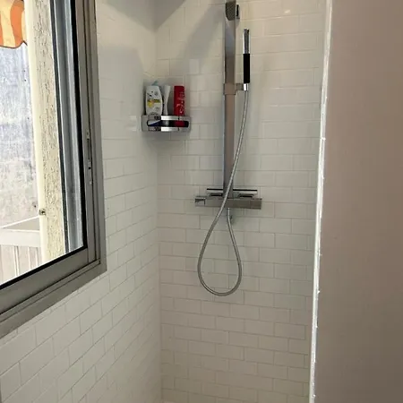 La Belle, Centre 1 Bed, 2 Terrace, Quiet 公寓